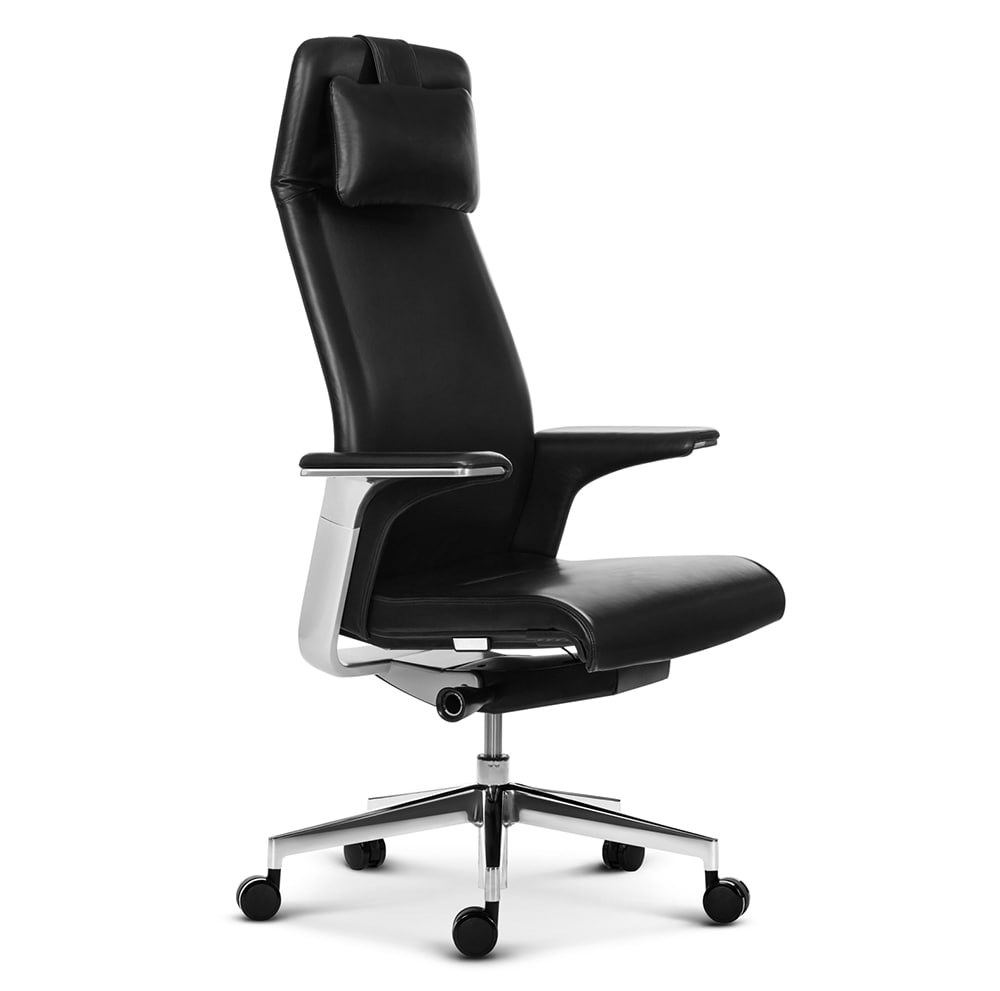 Эргономичное кресло руководителя Soho Design Match HB черная кожа