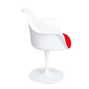 Стул Eero Saarinen Tulip Armchair, красная подушка