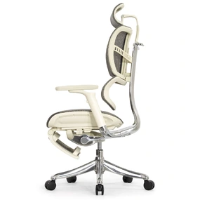 Анатомическое кресло Falto Fly 2 с подножкой (динамичный подголовник, подлокотники 6D (360), сетка, светлый)